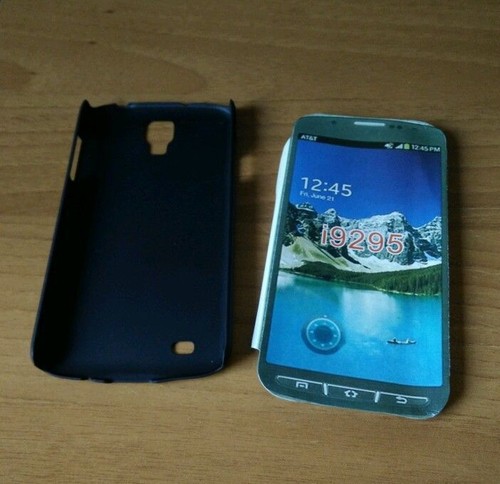 Custodia cover rigida per